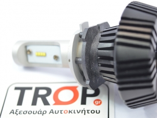 Λάμπα LED, με την βάση/adaptor και την ψύκτρα - Φωτό από TROP.gr